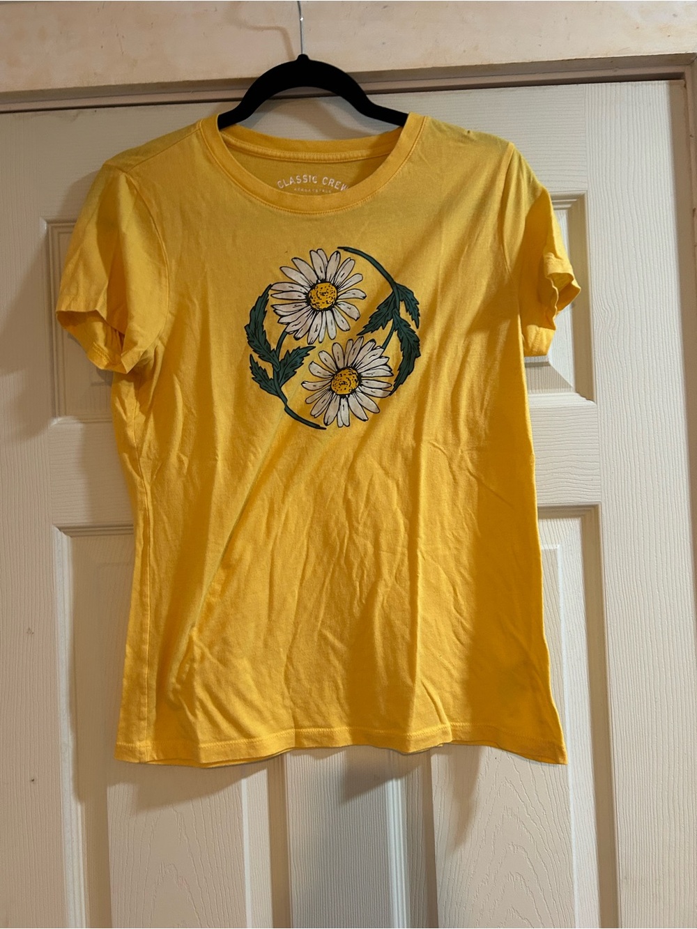 Aeropostale Yellow Daisy Tee
